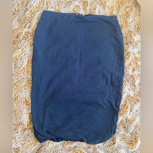 Black H&M stretch pencil skirt